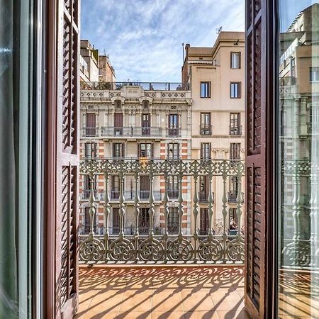 Beautiful 4Bd 4Ba Apartment In Eixample District บาร์เซโลนา ภายนอก รูปภาพ