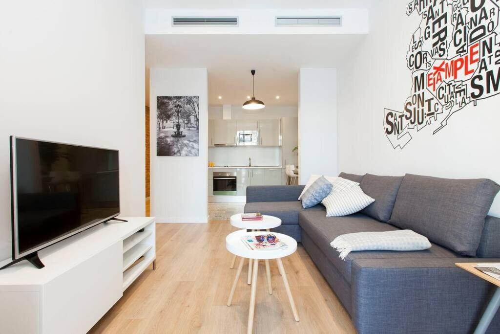 Beautiful 4Bd 4Ba Apartment In Eixample District บาร์เซโลนา ภายนอก รูปภาพ